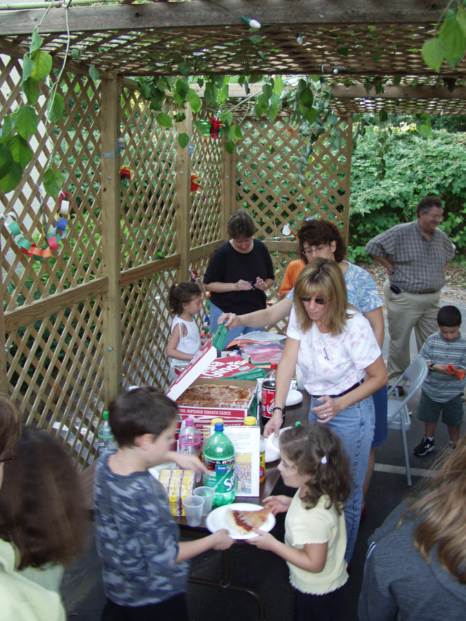 Click to return to grid view of the "Temple Shalom Emeth - 2002-03" gallery "Sukkah Decorating (all images)"