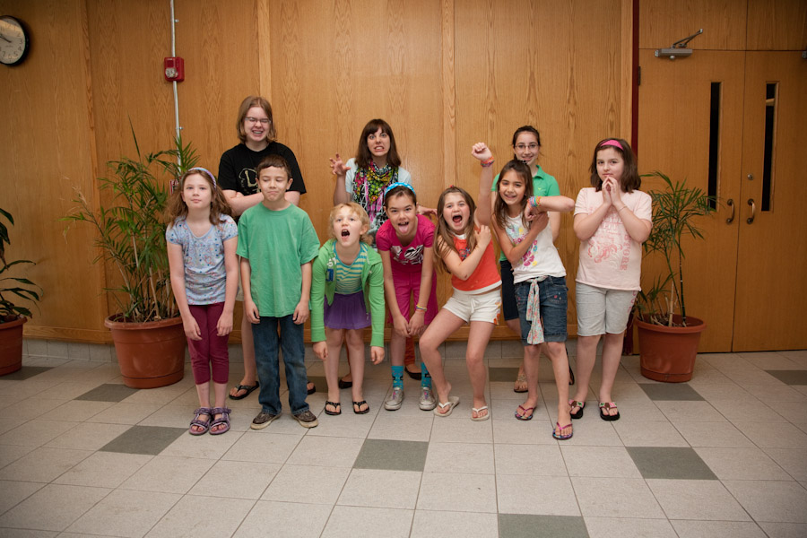 Click to return to grid view of the "Temple Shalom Emeth - 2009-10" gallery "Religious School Class Pictures"